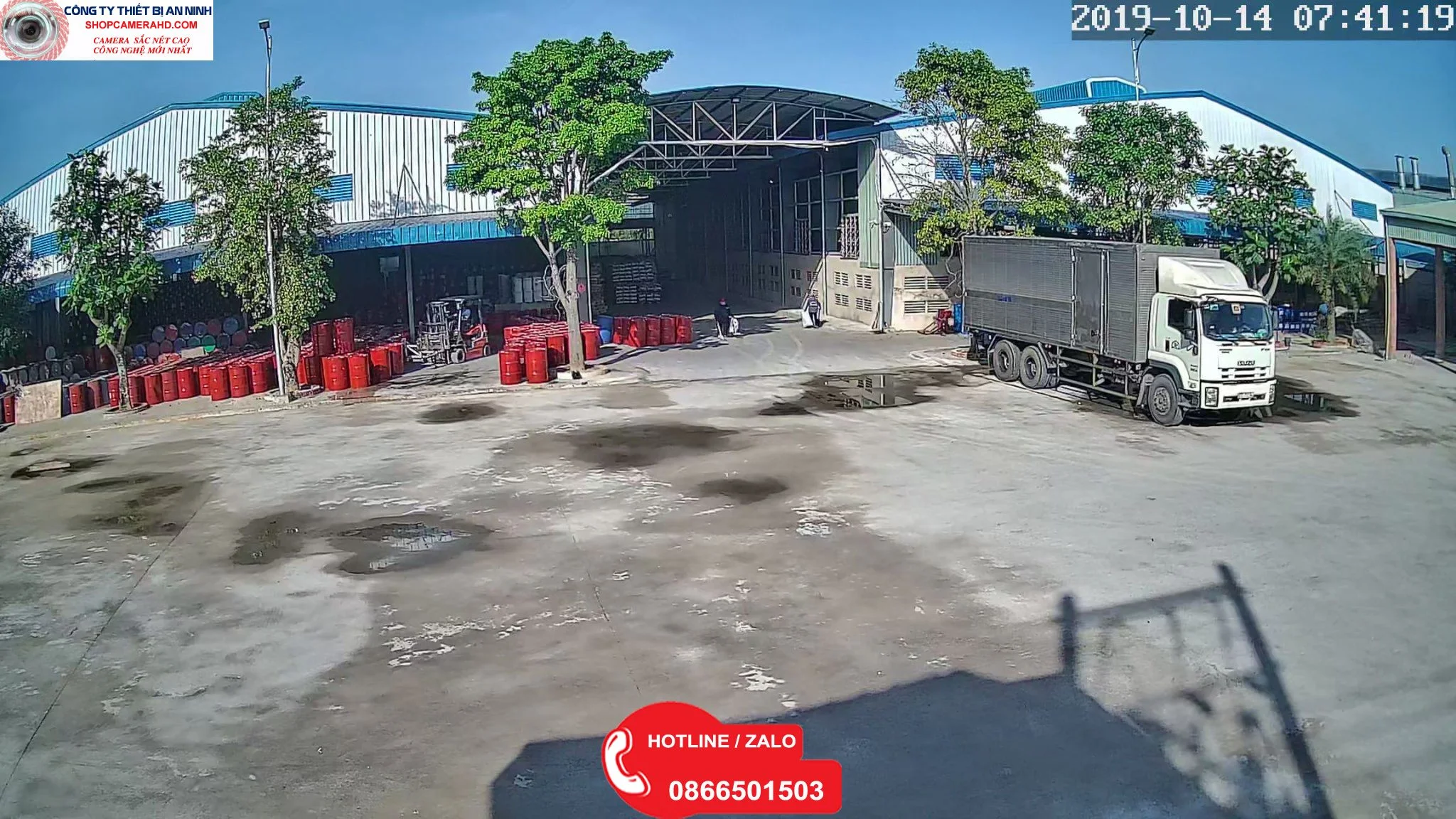 camera kho xưởng giám sát xe