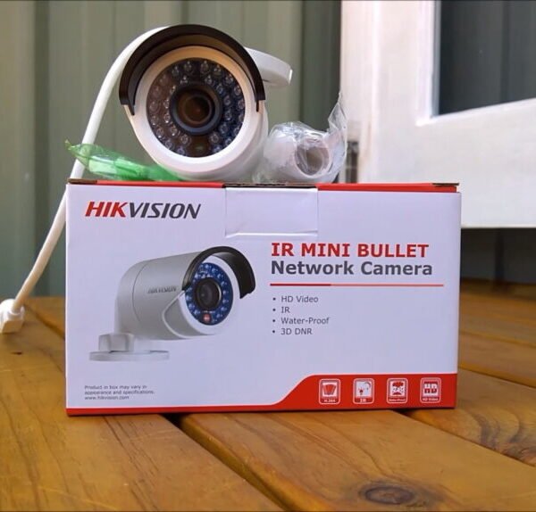 Alternative view of CAMERA IP WIFI NGOAI TROI CHONG NUOC ,CHỐNG VA ĐẬP (IP67)HIKVISION DS-2CD2021G1-IW (2.0MP)