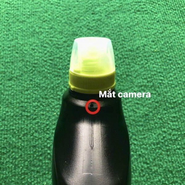 Camera An Ninh Mini Dang Chai Ve Sinh Bon Cau Vim 4K Wifi Giai Phap Quan Sat Tu Xa An Ninh Gia Dinh