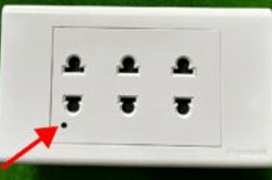 Camera Ngụy Trang ổ Cắm điện âm Tường 3 ổ 2 Chấu 1