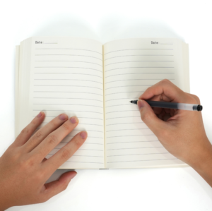 Camera Ngụy Trang Quyển Sổ (2)