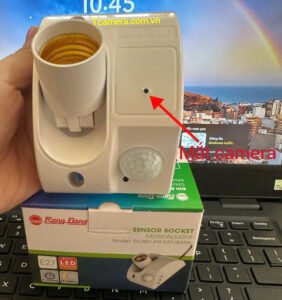 Camera ngụy trang đui đèn cảm ứng E27 điều khiển ở xa an toàn - hình ảnh 9