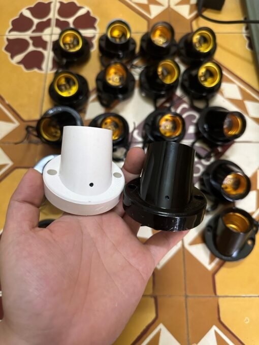 Đui Bóng Đèn Tích Hợp Camera – nhiều mẫu đui bóng đèn màu trắng và đen