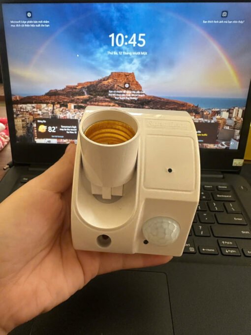 Đui Đèn Cảm Ứng E27 Tích Hợp Camera Đui Đèn Cảm Ứng E27 Tích Hợp Camera – Đui đèn cảm ứng E27 và vị trí camera