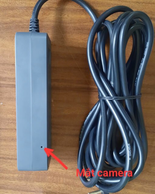 Ổ Cắm Rạng Đông Tích Hợp Camera Ổ Cắm Rạng Đông Tích Hợp Camera – Vị trí camera được chỉ rõ trên cạnh thân ổ cắm điện Rạng Đông