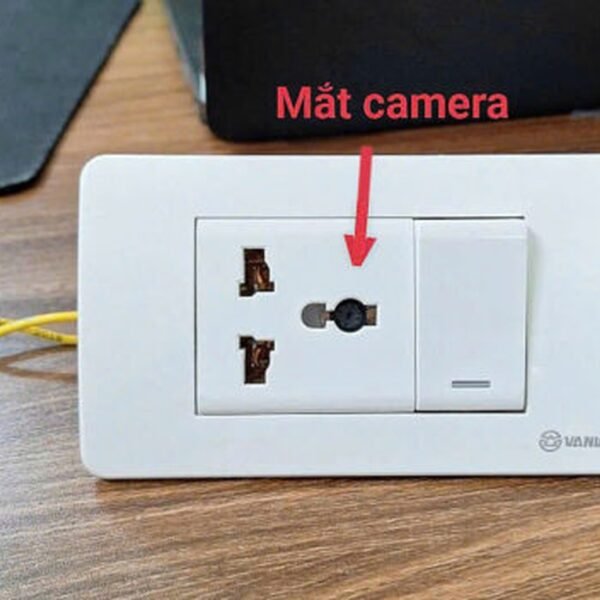 Ổ cắm điện kết nối điện thoại tích hợp camera 4G dùng sim